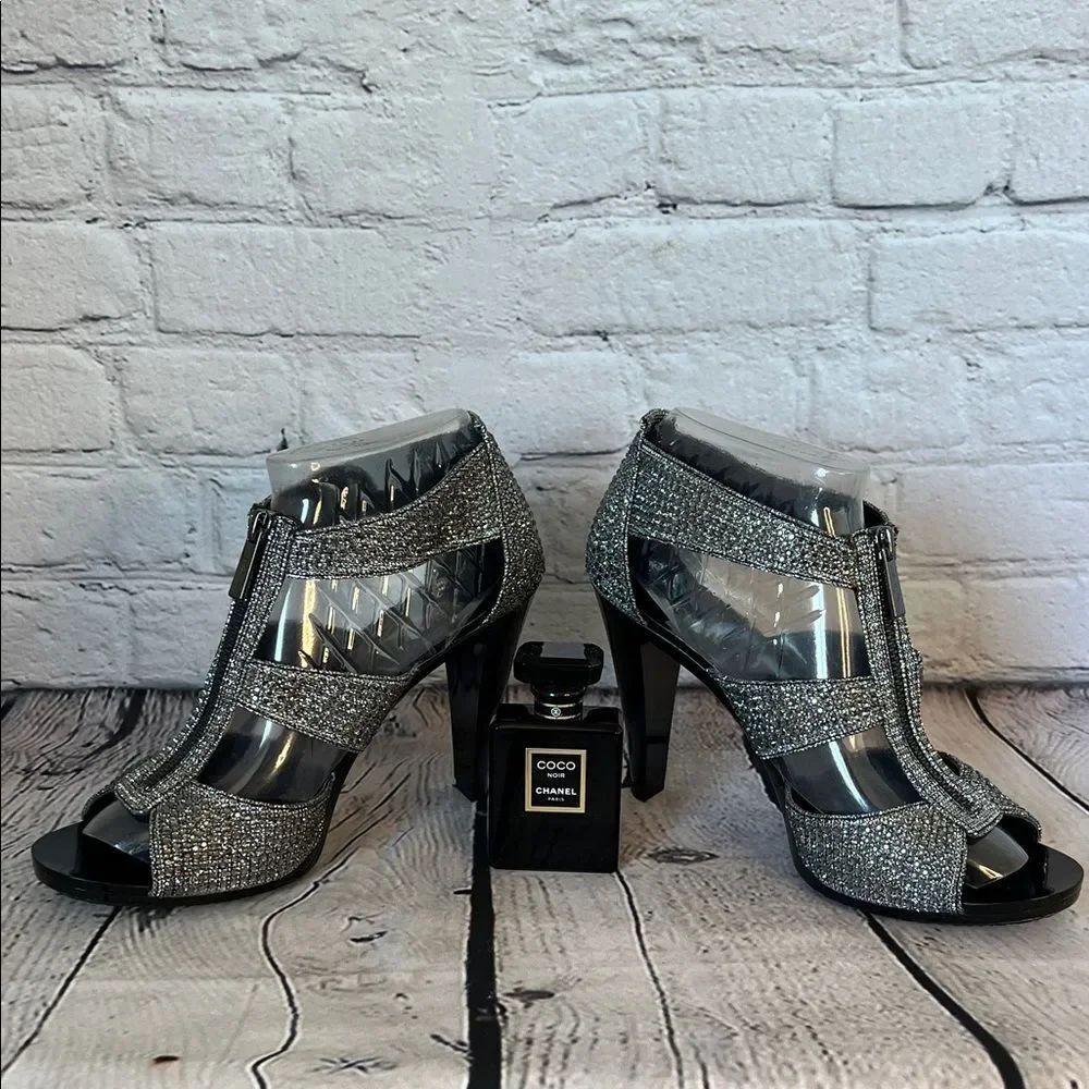 * Michael Kors Berkley T-Strap Stiletto